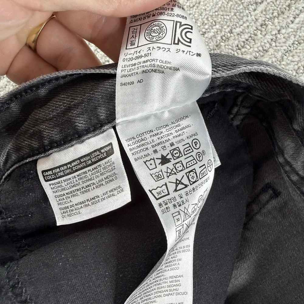 Levi's 513 Black Denim Jeans Men's Size 36x30 (Fits 36x29)